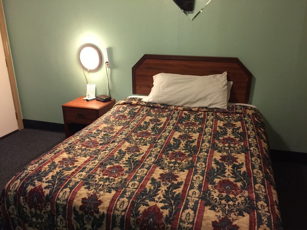Cooper Motel Tuscola Εξωτερικό φωτογραφία